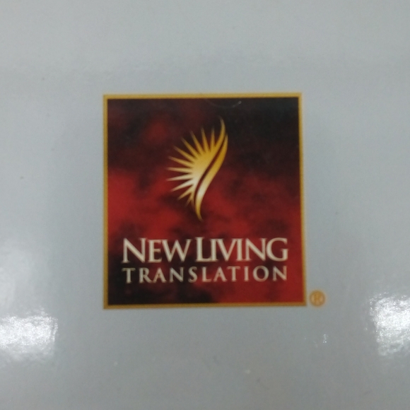 The One Year Bible Premium Slimline New Living Translation Hardcover NLT - Picture 8 of 8